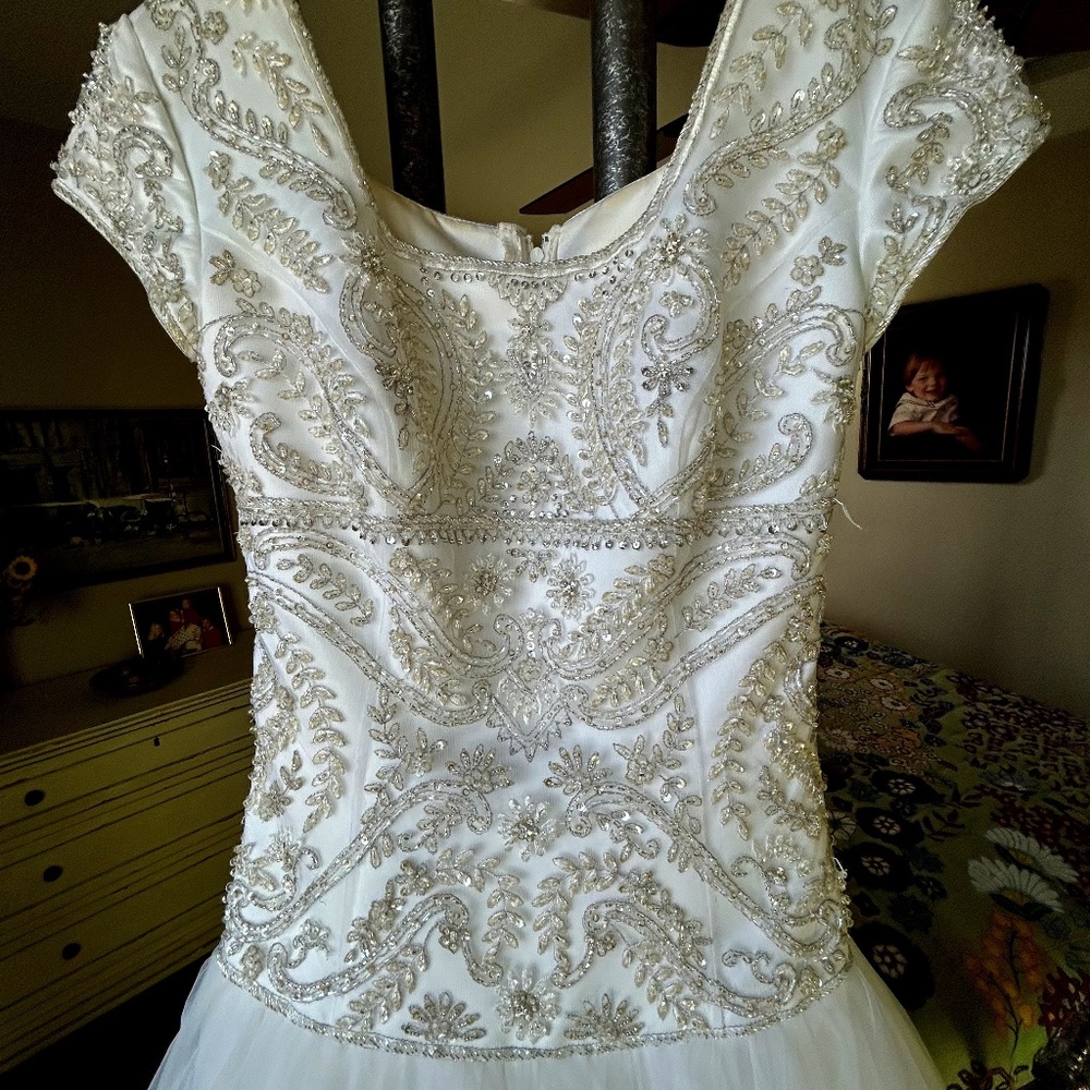 Wedding dress